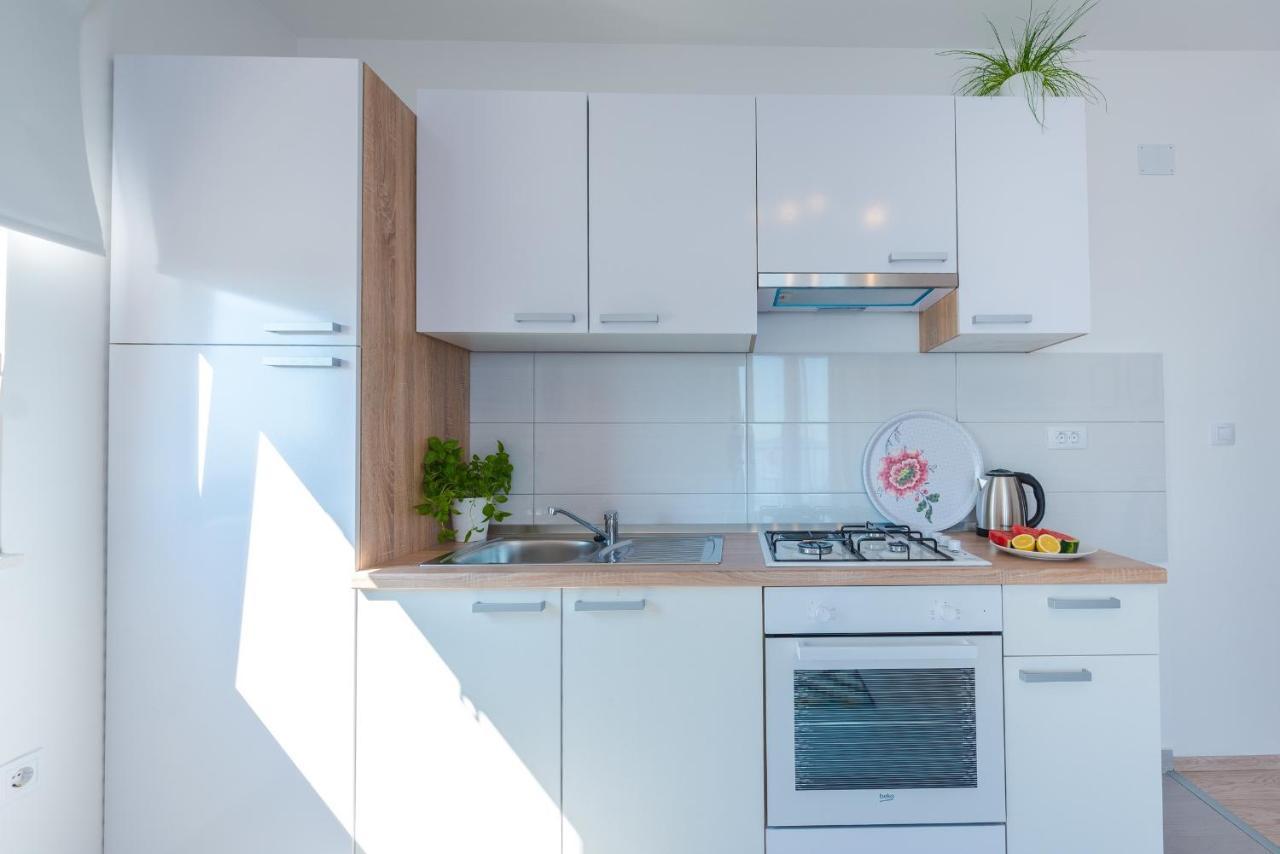 Apartments Villa Made 4U ムリニ エクステリア 写真